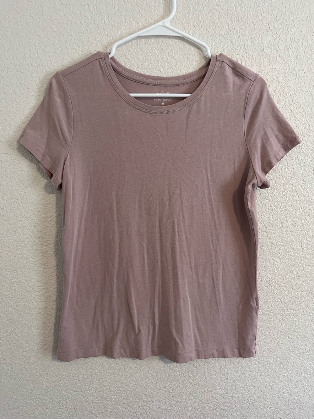 Banana Republic Women’s Timeless Tee T-Shirt Short Sleeve Dusty Pink Mauve
